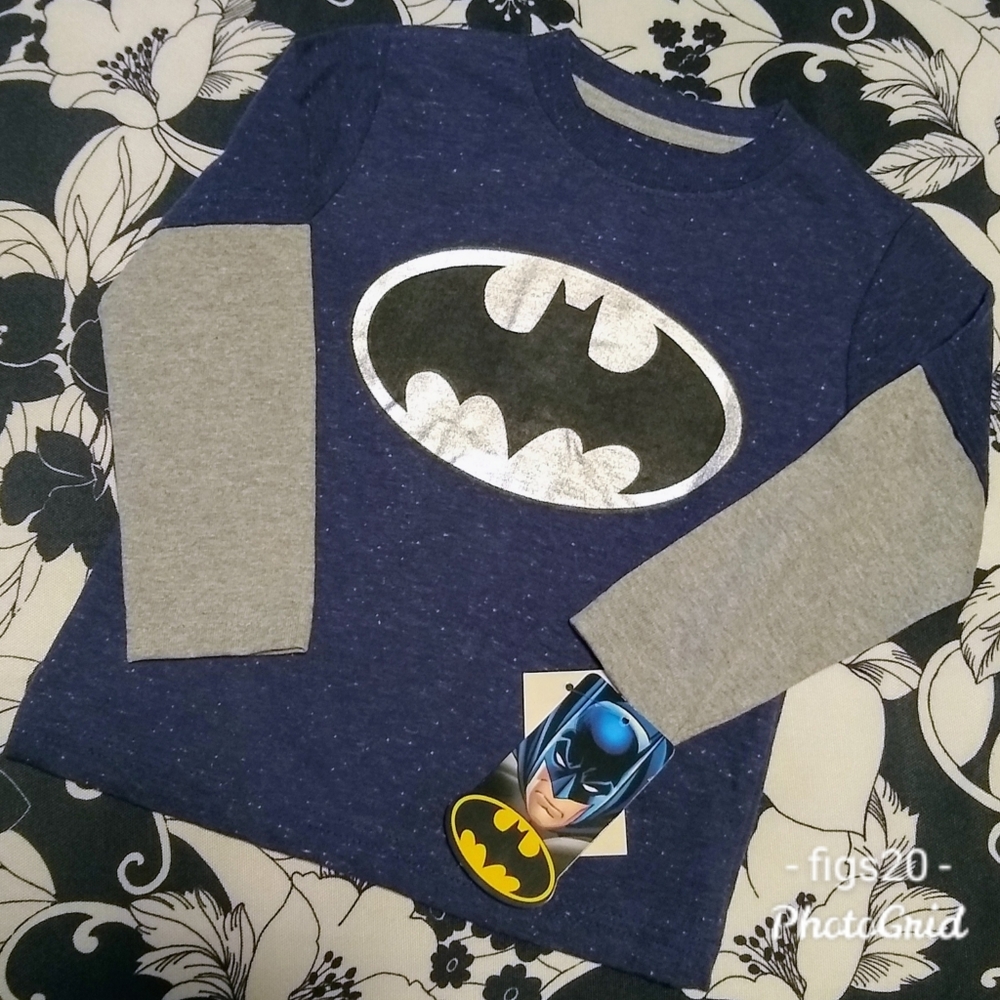 NWT Batman Long Sleeve Tee